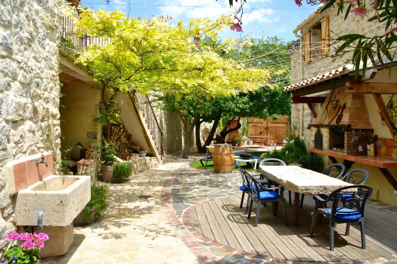 Holidays In Lagrasse Exterior foto